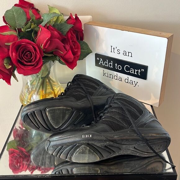 Bloch hi TOP Mesh Sneaker - Picture 7 of 7